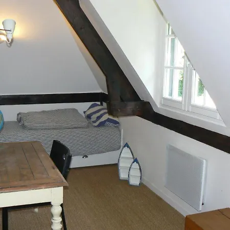 Сasa de vacaciones Estate In Normandy With Pool & Tennis Court