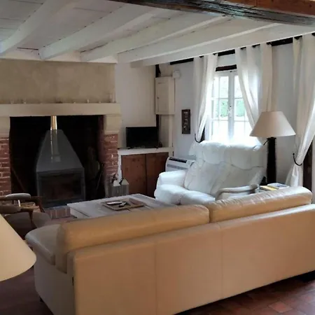 Estate In Normandy With Pool & Tennis Court Сasa de vacaciones Le Mesnil-sur-Blangy